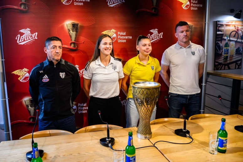 Glavna fotografija članka:Šport na TV