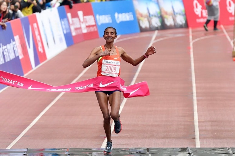V svoji karieri je zmagala na prestižnih maratonih v Pragi, Houstonu, Šanghaju in Seulu. Svoj največji uspeh je dosegla leta 2015, ko je na slovitem maratonu v Chicagu pritekla v cilj kot druga.