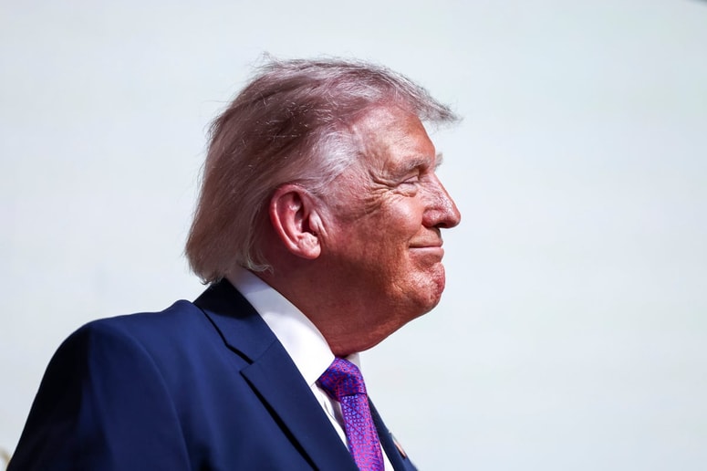 Predsednik Donald Trump je Roberts na položaj predlagal februarja, zaslišanje v senatnem odboru pa je s pozitivno oceno prestala marca.