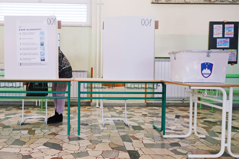 Glavna fotografija članka:Napovedani dve ustavni pritožbi zaradi kršitve pravice do svobodnih in demokratičnih volitev