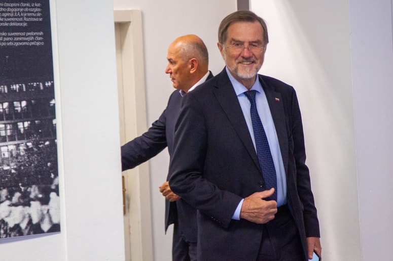 Janez Janša in Lojze Peterle leta 2023.