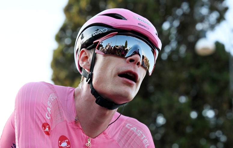 Glavna fotografija članka:Giro: Jonas Vingegaard se je sredi Rima vpisal v zgodovino