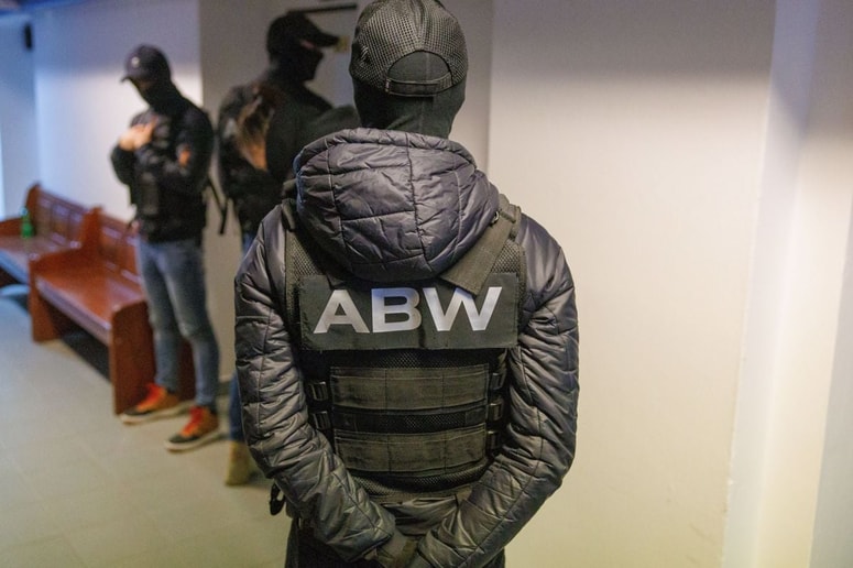 V zadnjih dveh letih naj bi poljska agencija za notranjo varnost ABW izvedla več protiobveščevalnih preiskav kot v celotnih preteklih treh desetletjih.