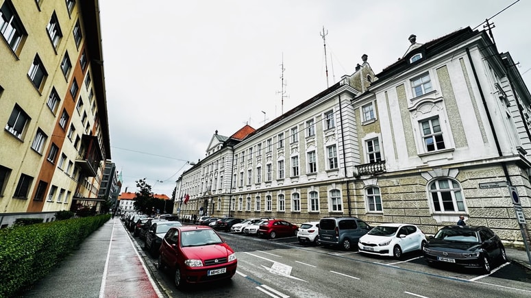 V zvezi z lokalnimi volitvami je zanimivo tudi to, da se ne pojavljajo novi obrazi. Prej nasprotno. 