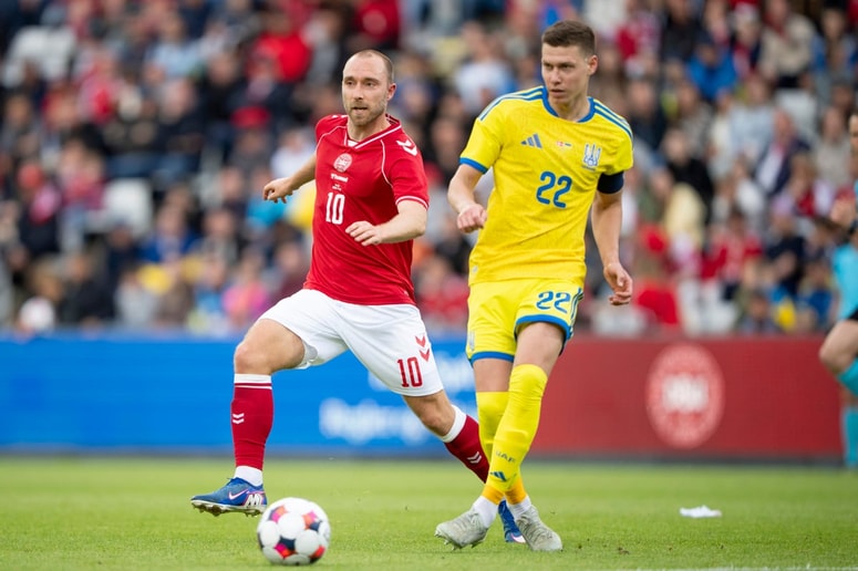 Glavna fotografija članka:Danski reprezentant Eriksen se je znova zgrudil, znane so podrobnosti o njegovem okrevanju