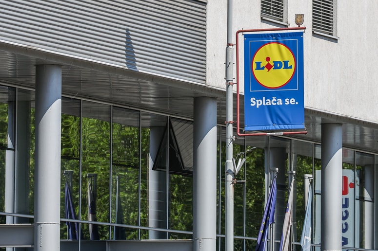 Po informacijah zaposlenih že prenašajo del delovnih mest iz Komende v Zagreb.