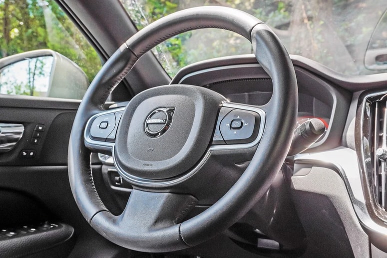 Gre za vozilo znamke Volvo. Fotografija je simbolična. 