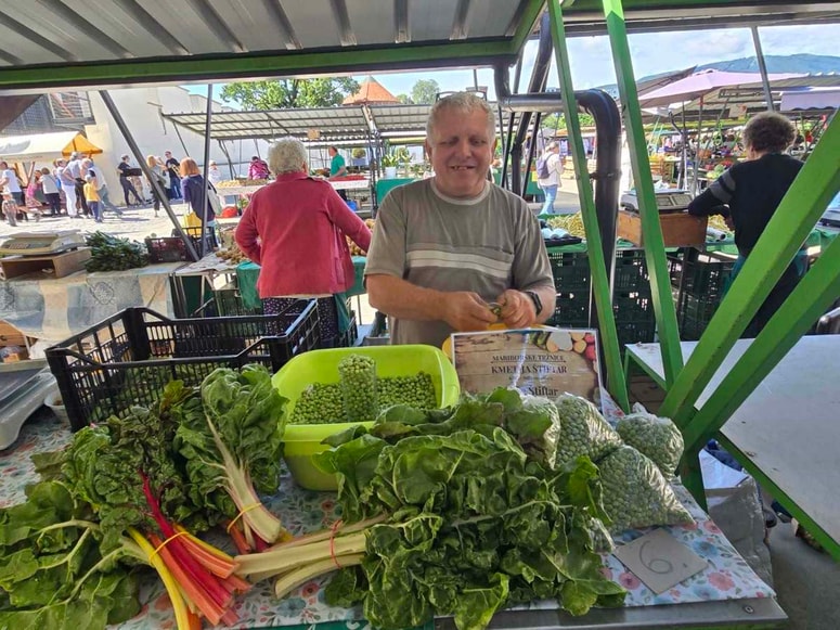 Kmet Jože Štiftar iz Žikarc pravi, da graha v takšni kakovosti ni mogoče najti v trgovinah. 