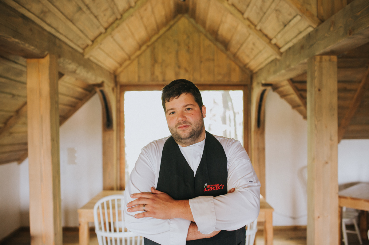 Pri tem slovenskem chefu se pripravite na presenečenja