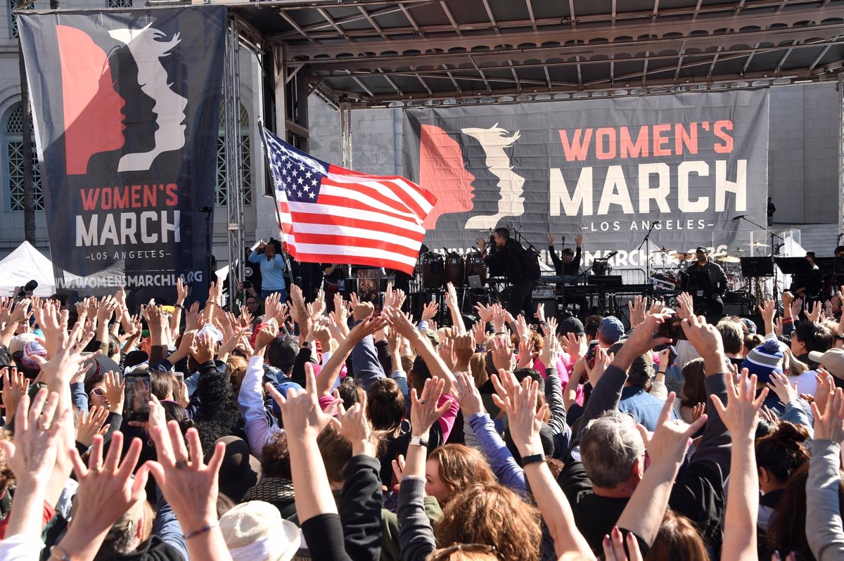 Najbolj domiselni transparenti na shodu žensk
