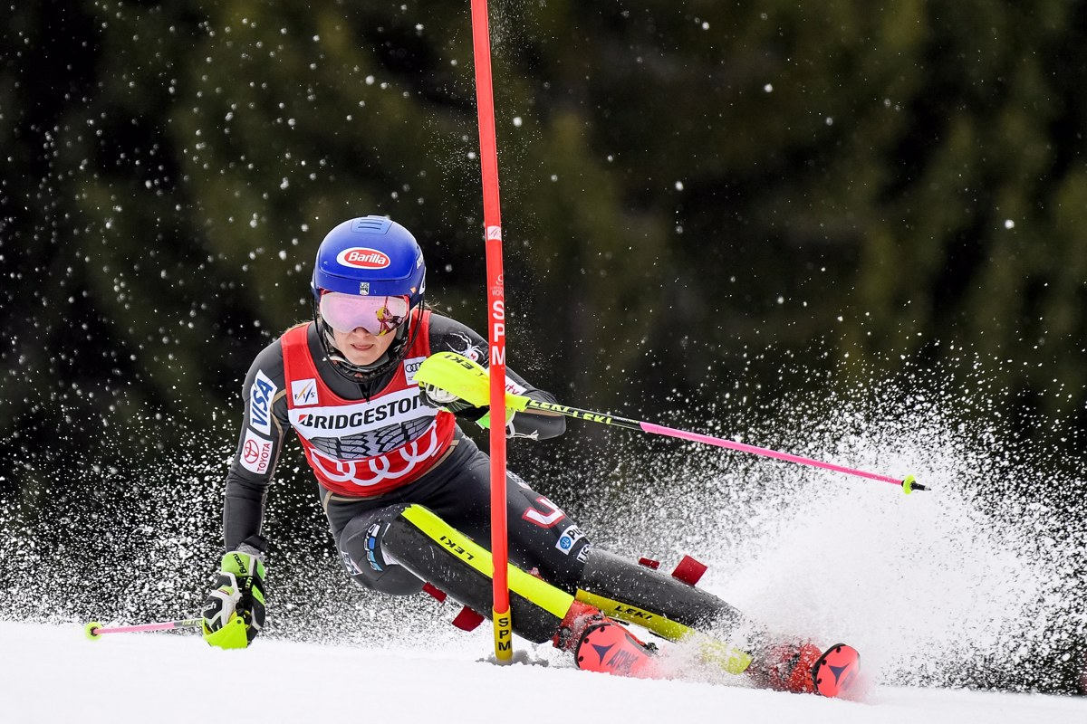 Shiffrinovi poolimpijski slalom, Bucikova 22., Hrovatova 25.