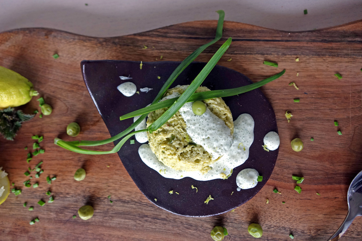 Recept: Grahov mini narastek z listnim česnom