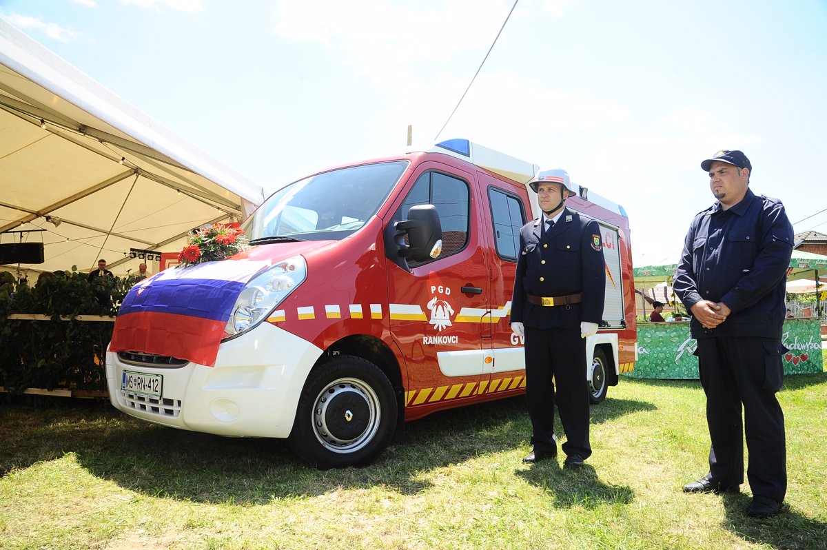 (FOTO) Gasilci v Rankovcih priredili veliko zabavo ob prevzemu novega vozila