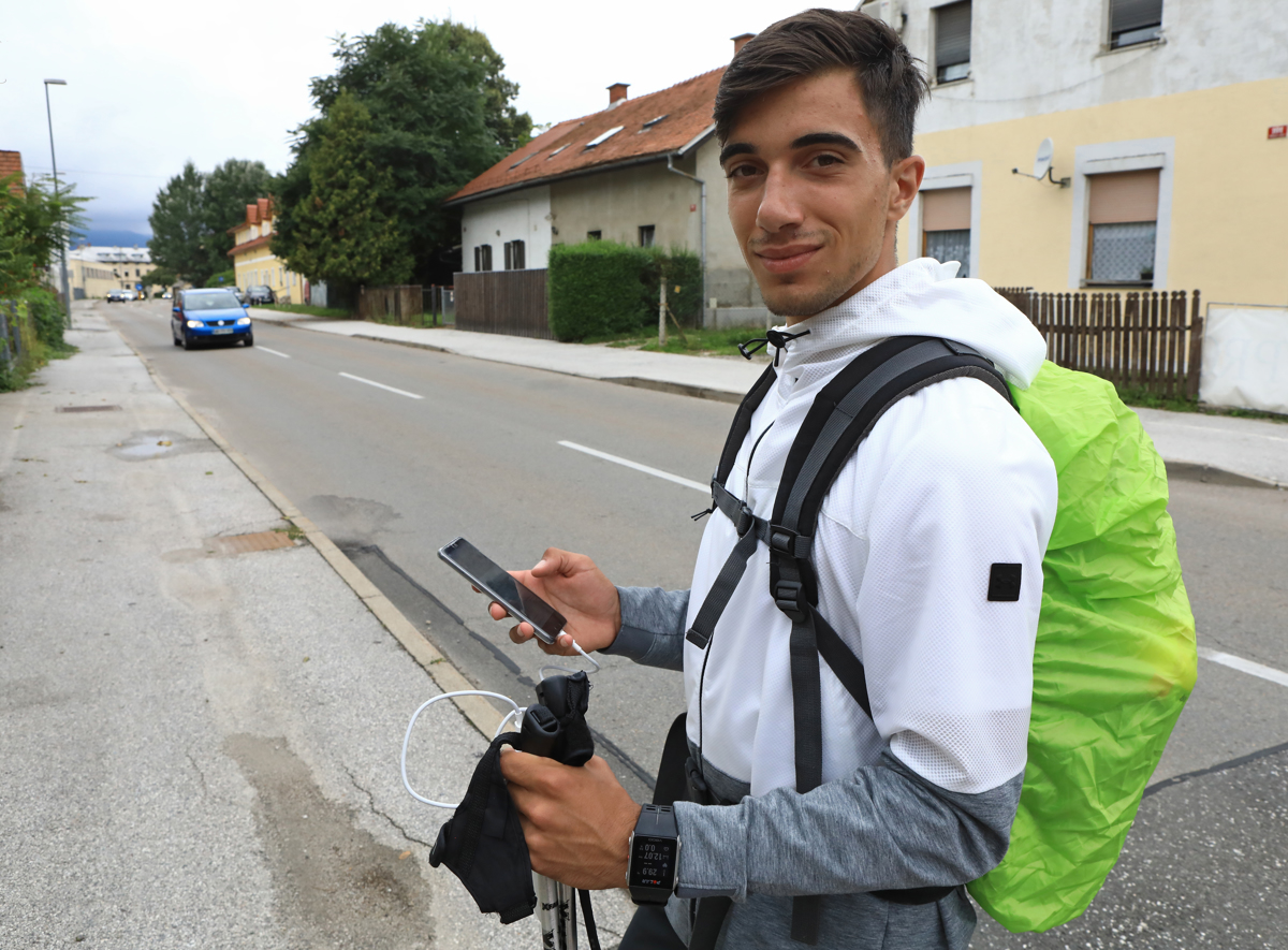 Z Goričkega v Piran: Ob močnem deževju pristal v blatu