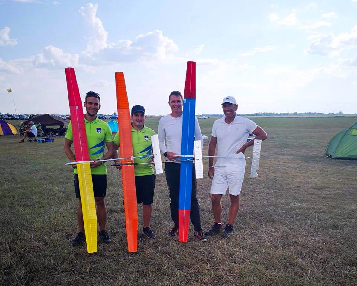 Letalski modelarji: Boštjan Bagari s Slovenijo tretji