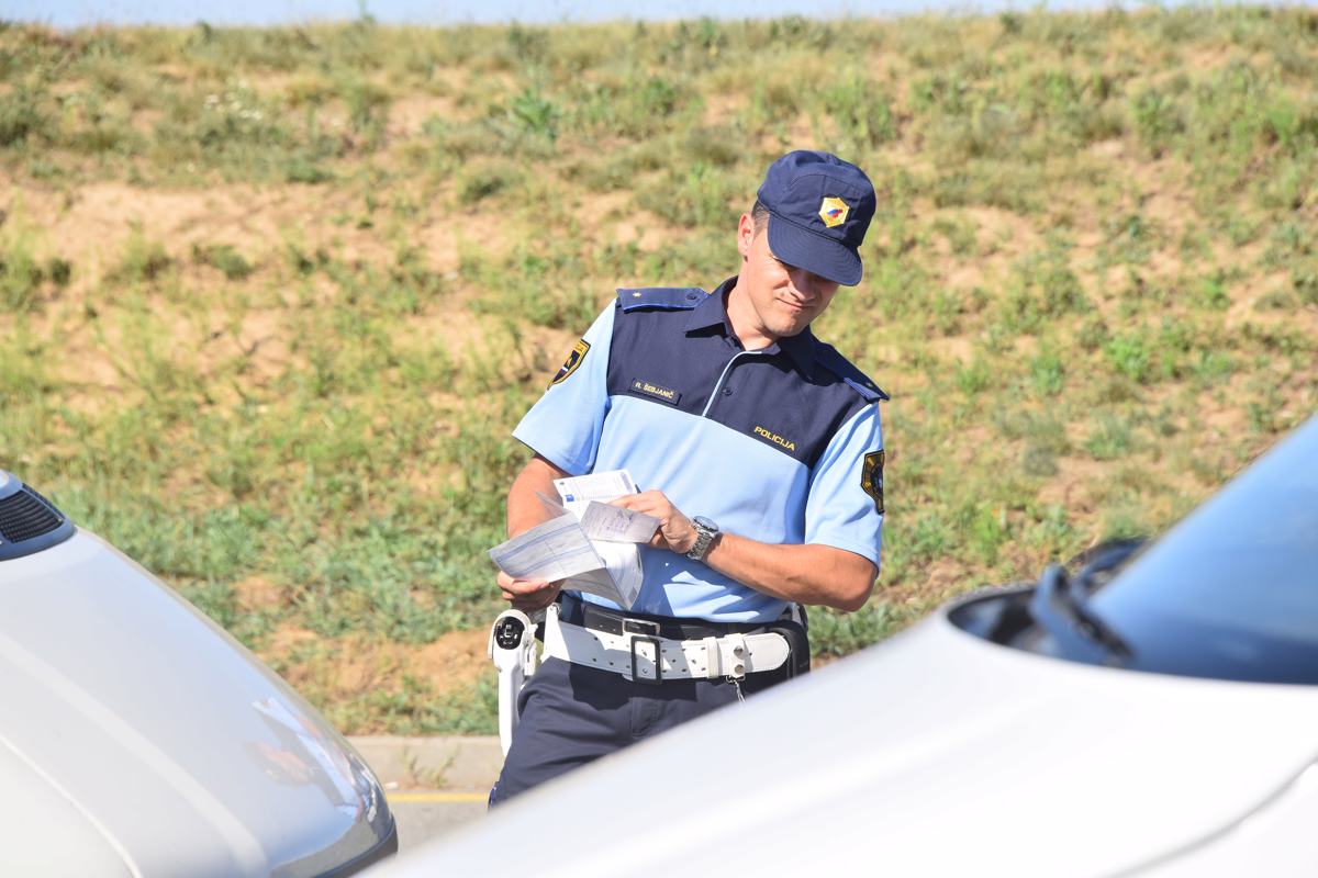 Avtocestna policijska akcija: Izrekli za 40 tisoč evrov kazni