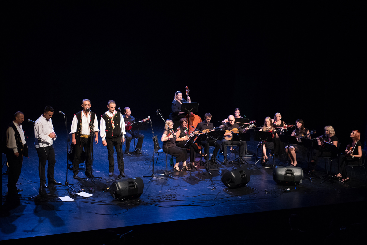 (FOTO) Klapa More in ljutomerski tamburaši združili moči