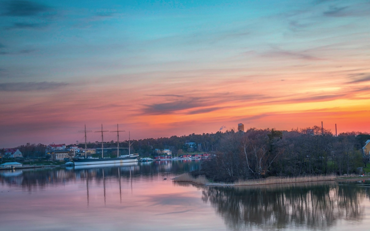 Ali veste, zakaj se barva neba spreminja?