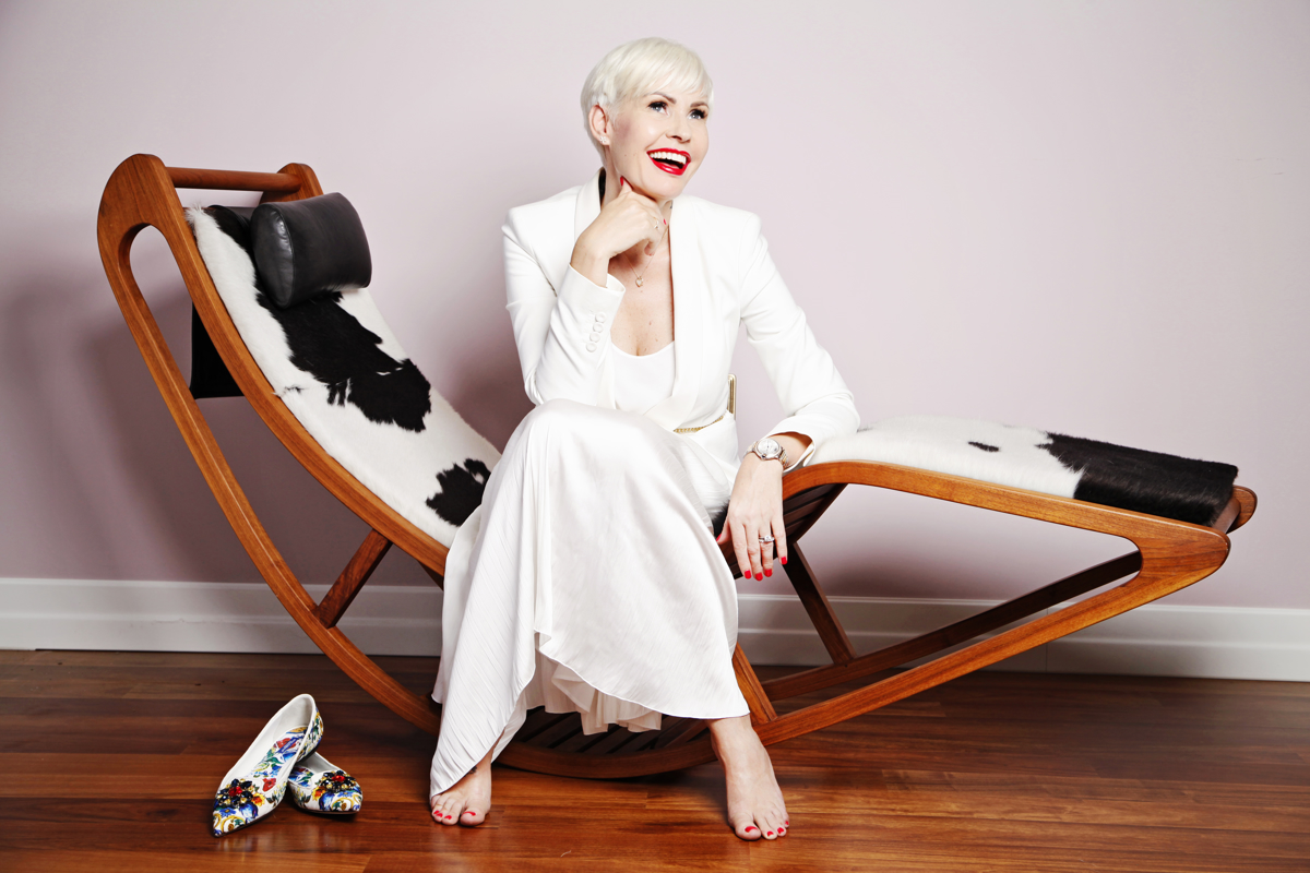 O Baru: Vroče igrice že prvo noč članico komisije presenetile