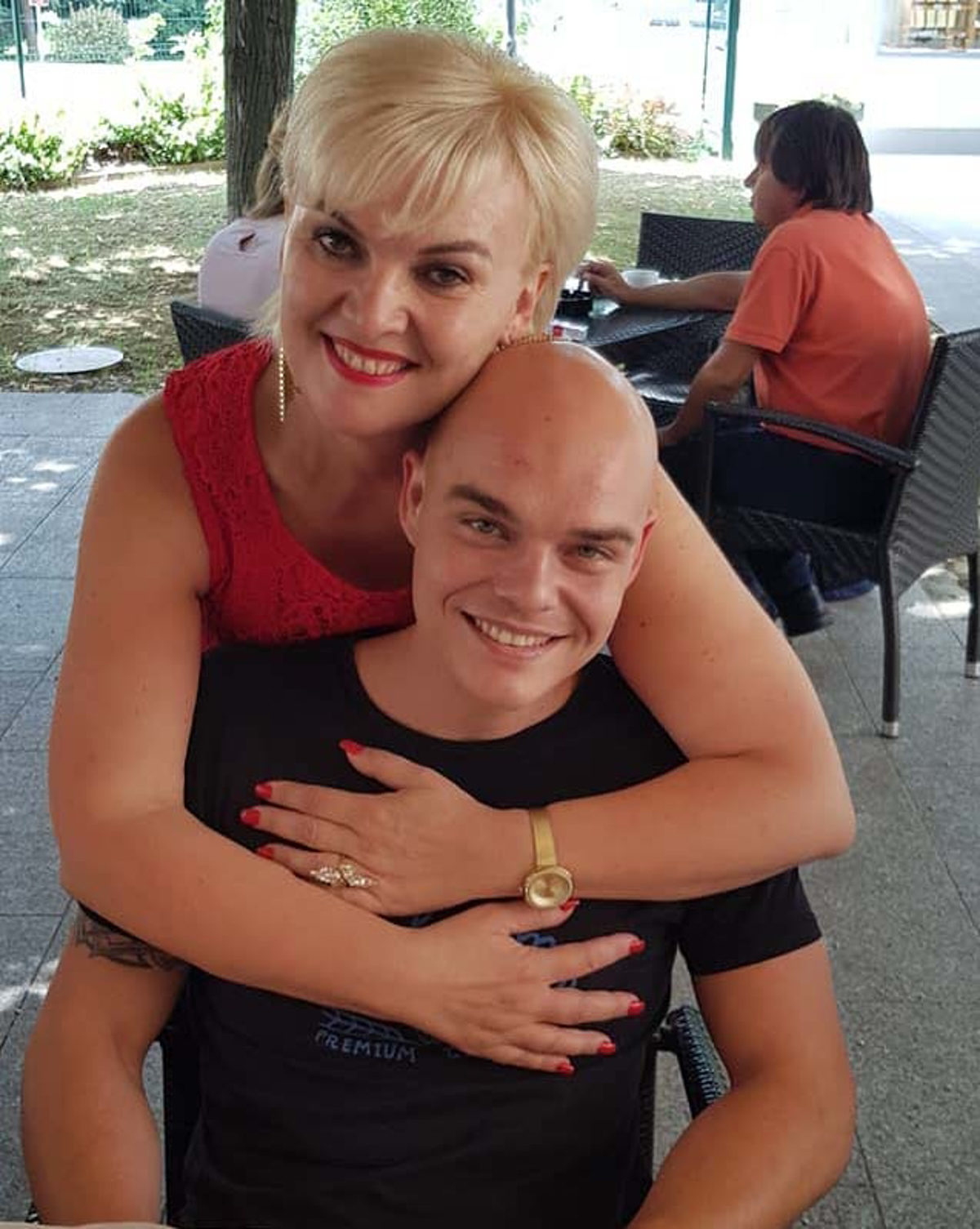 Hotel Diana: Sin je nasledil mamo