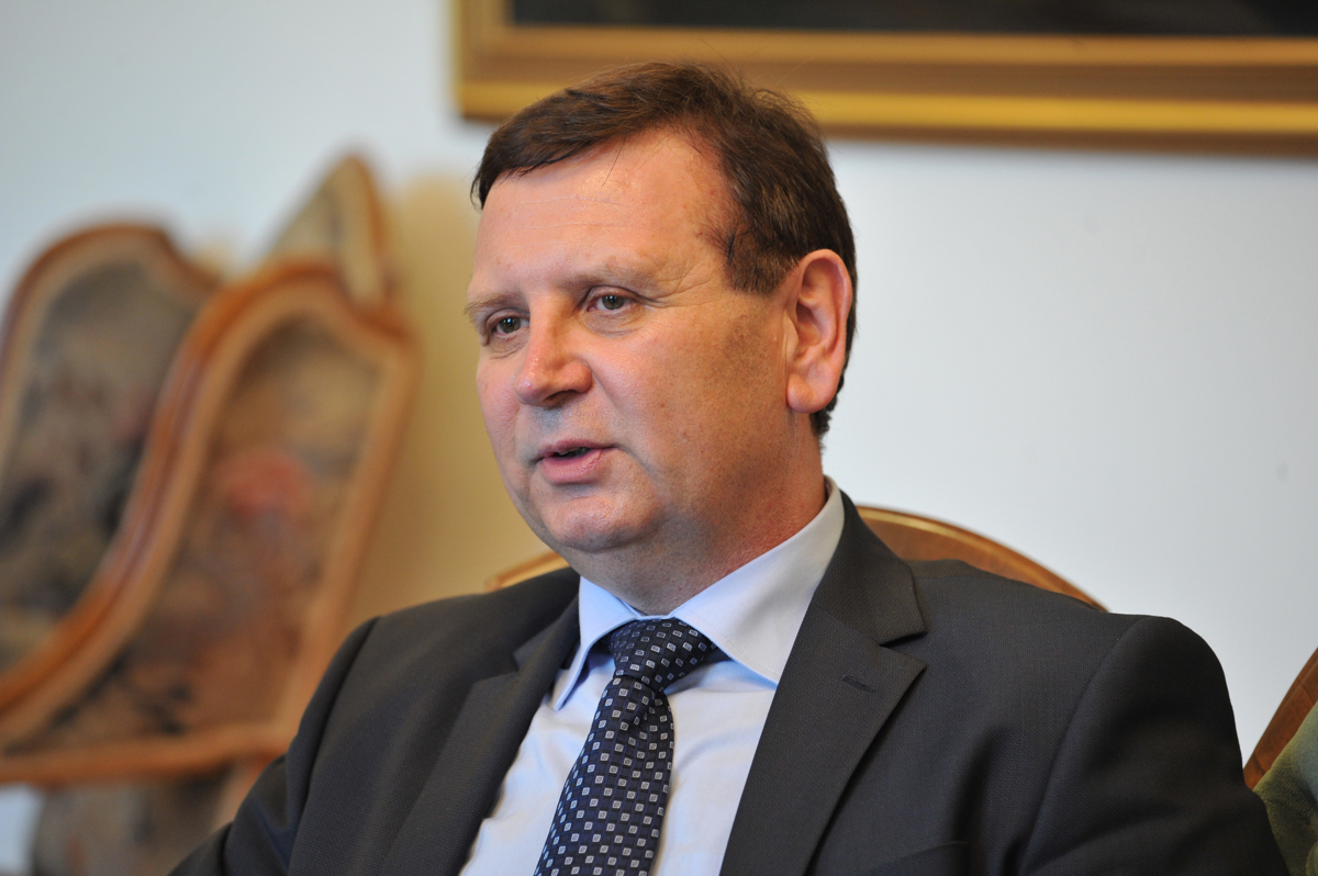 Balažek ne bo več kandidiral, vrača se Slana