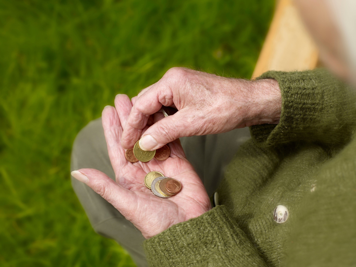 Kolumna: Ko so pokojnine (pre)nizke ...