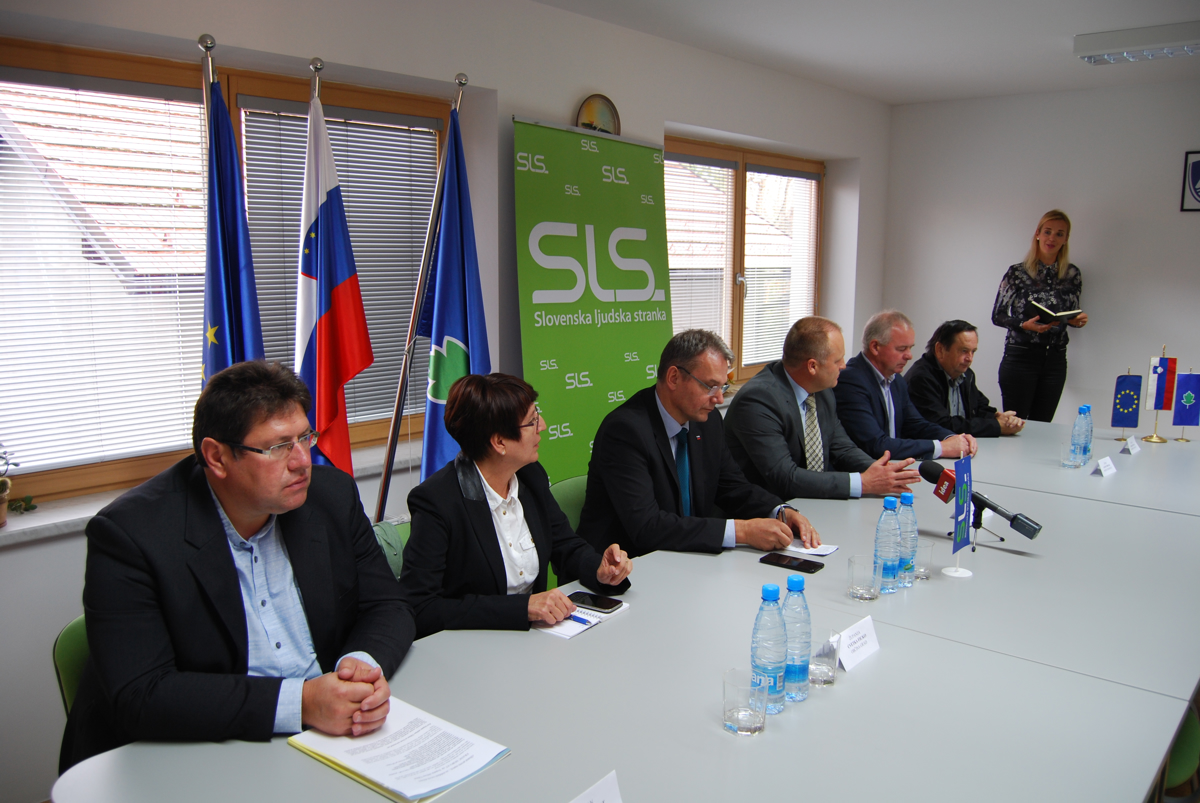 Predstavili so se županski kandidati SLS