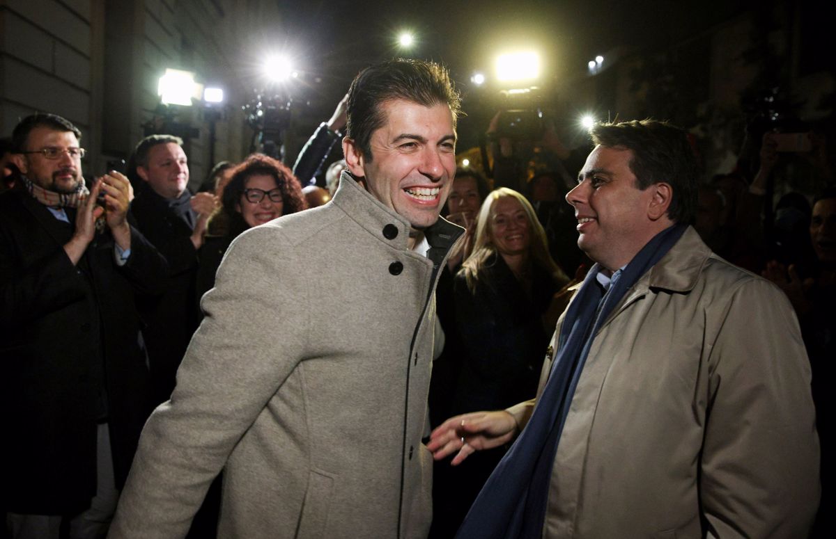 V Bolgariji na predčasnih volitvah slavila nova sredinska protikorupcijska stranka
