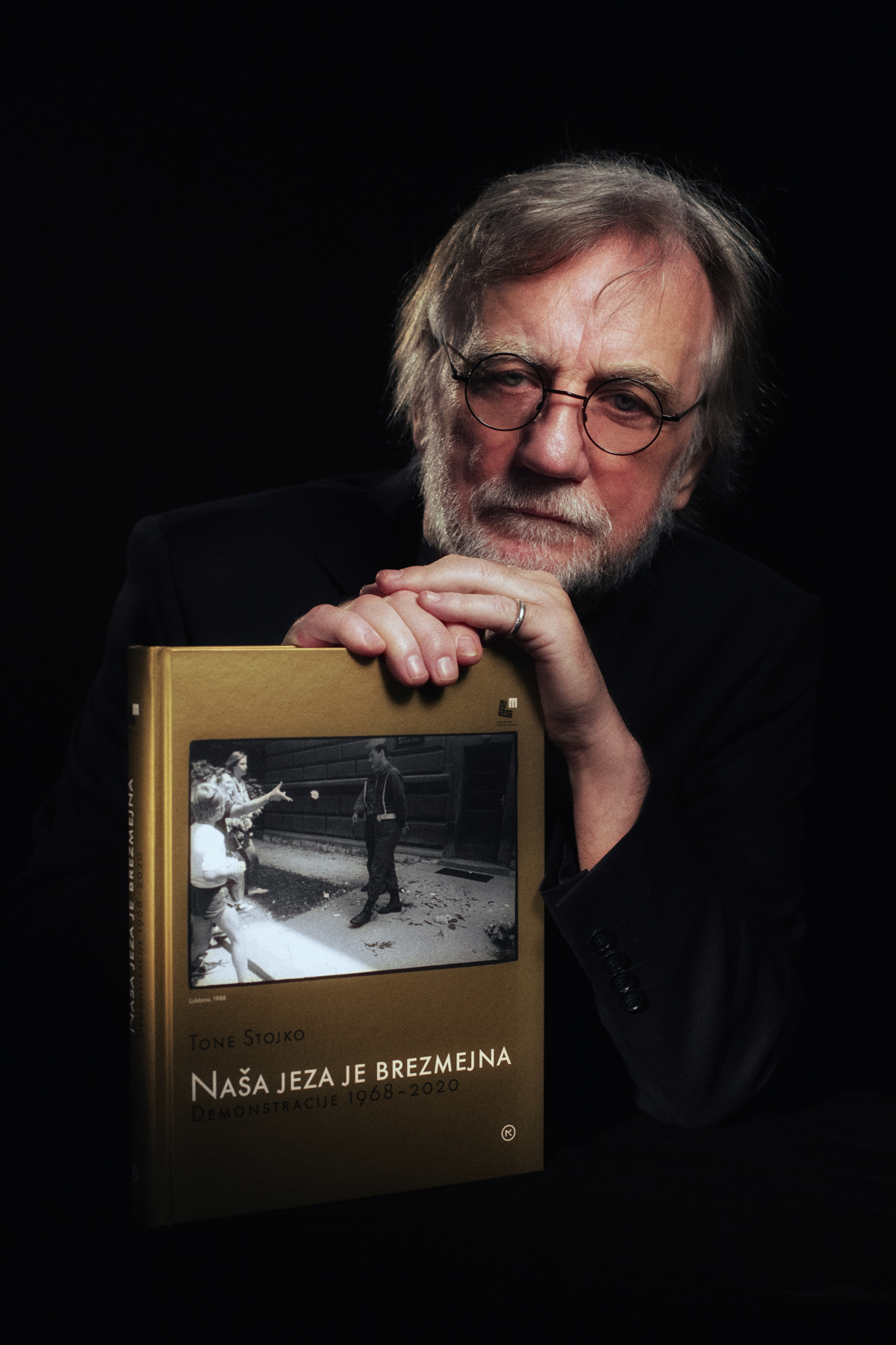 Sa(n)jam knjige celo
brez PCT-pogojev
