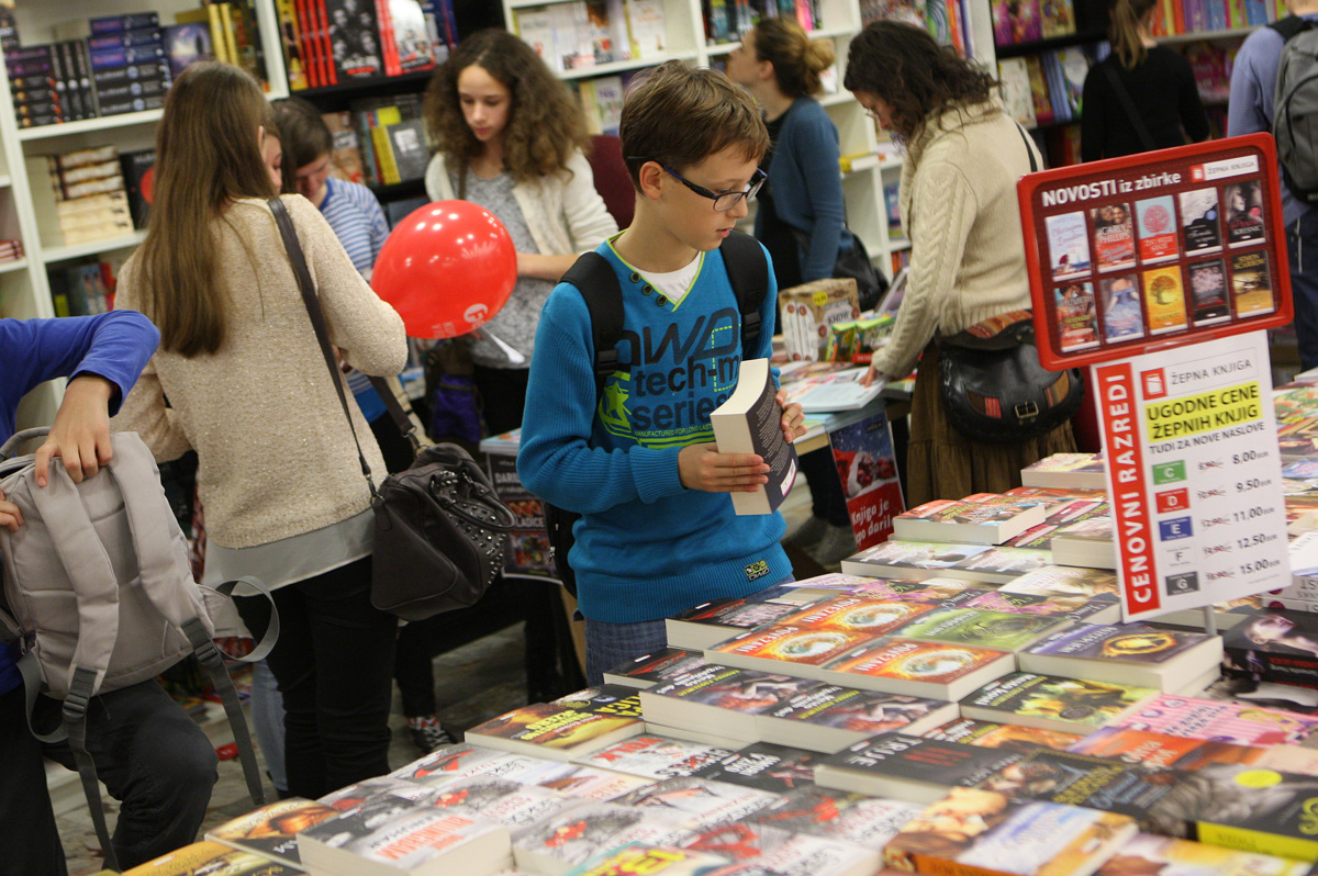O knjigah, družbi, državi, politiki
in Dončiću
