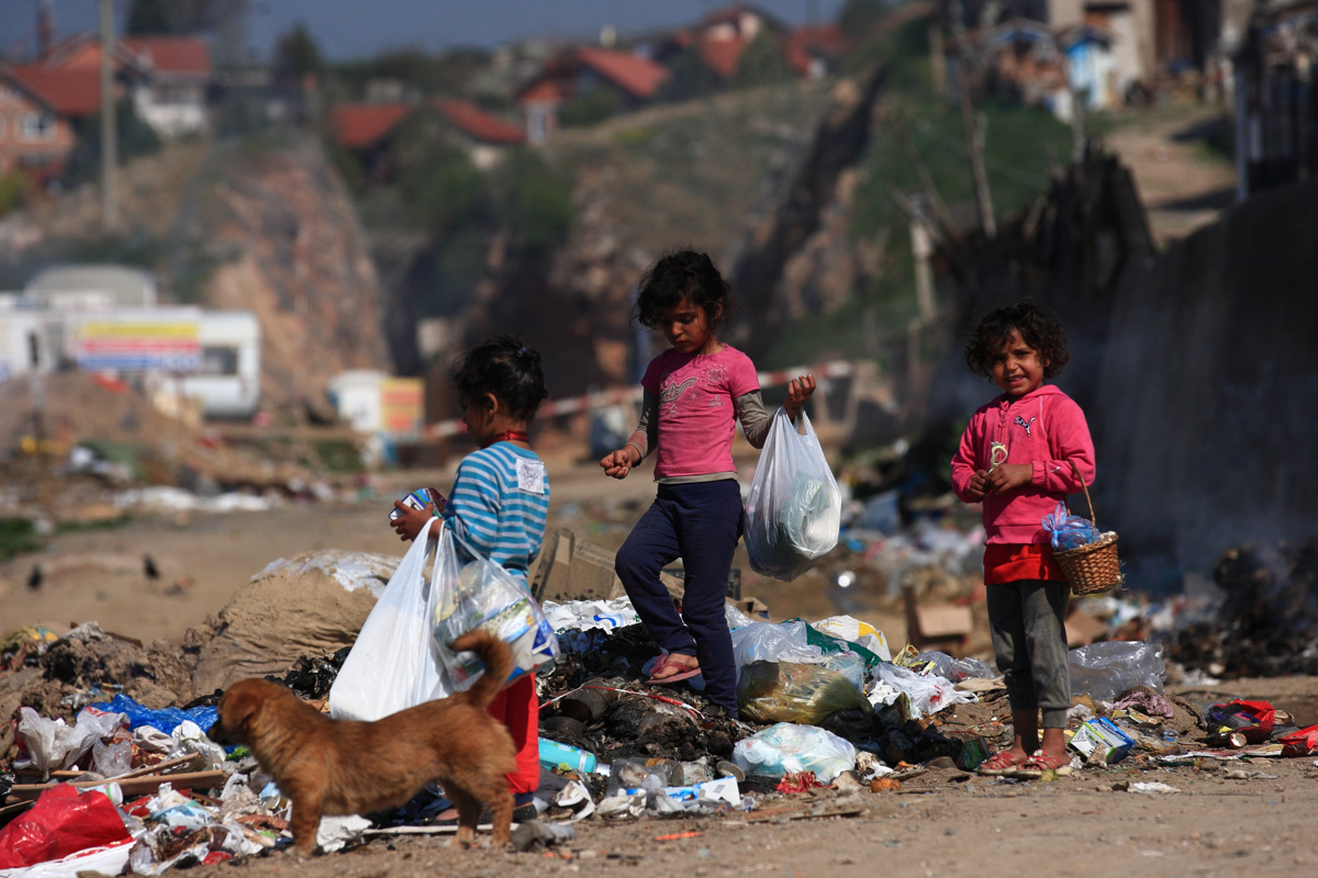 Slovaška se je Rominjam opravičila za desetletja prisilne sterilizacije
