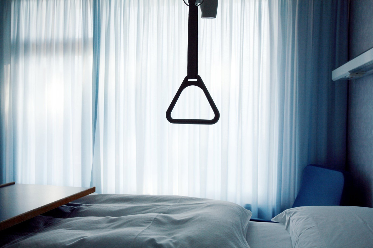 Škripanje z zobmi, nenadzorovano slinjenje ... Pojavila se je neznana bolezen, strokovnjaki zaskrbljeni
