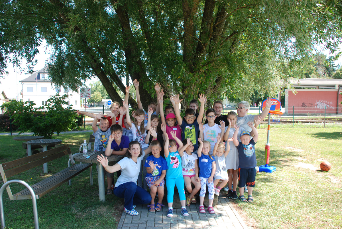 Podjetja, ki organizirajo tabore za otroke zaposlenih 