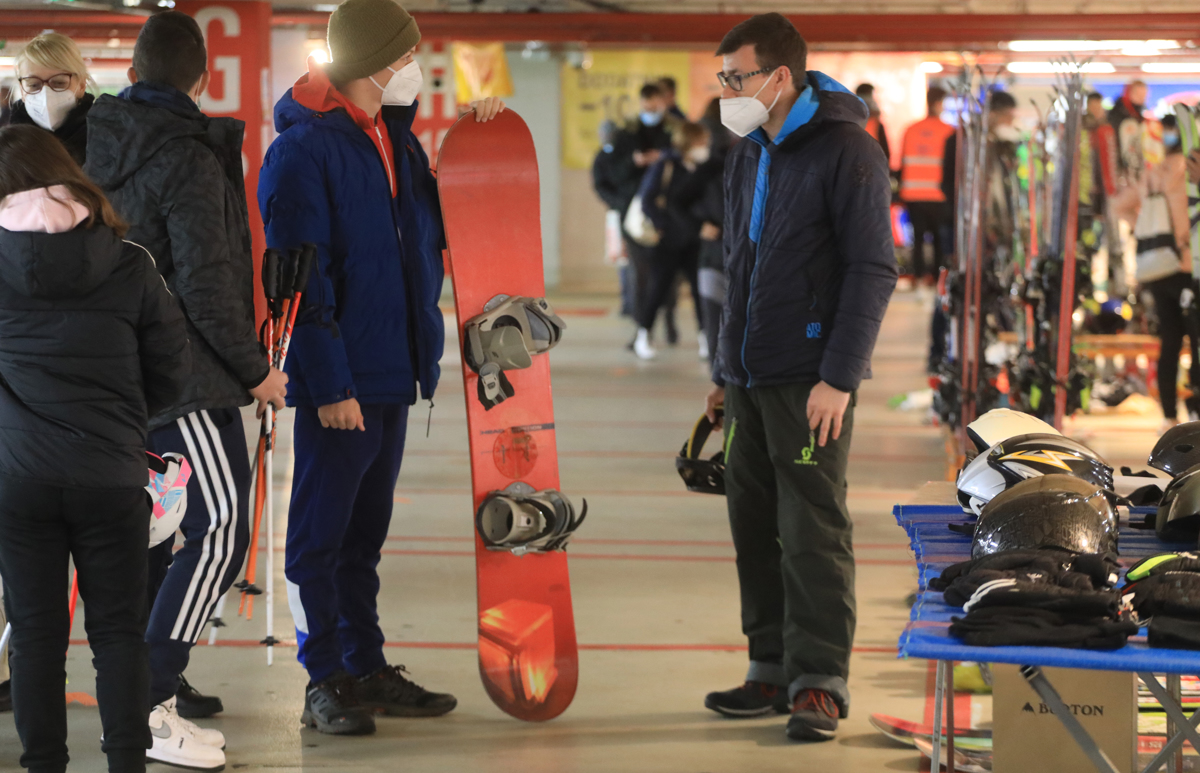 Sejem smučarske opreme v Europarku: Po opremo za aktivno zimo
