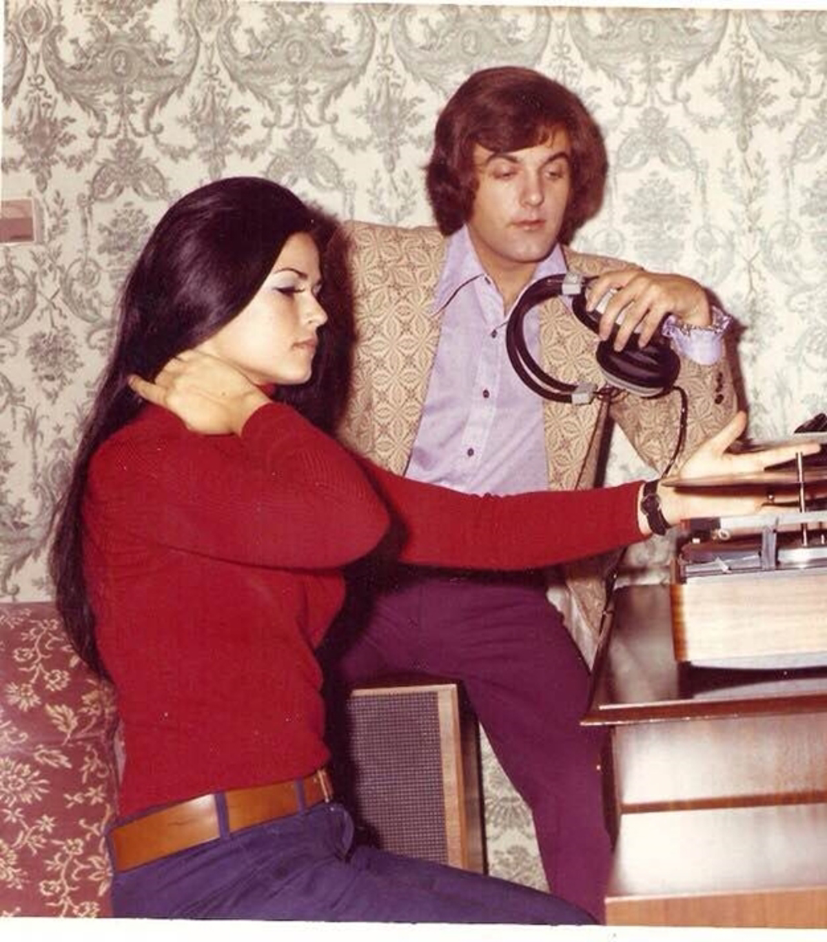 Zaradi čarobne črnolaske: Popularni pevec je priznal, da ni sodil med zveste partnerje