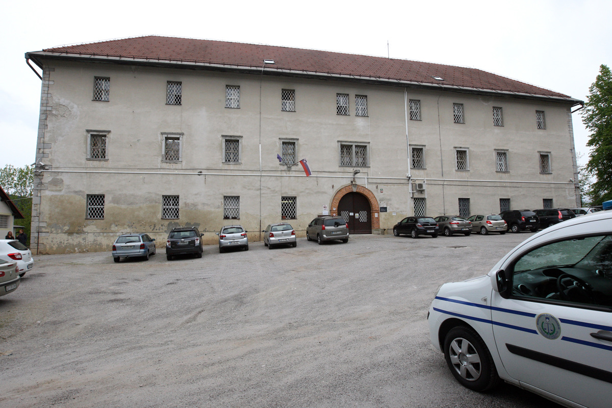 Sodnica bi tatico obsodila strožje, a je imela zvezane roke