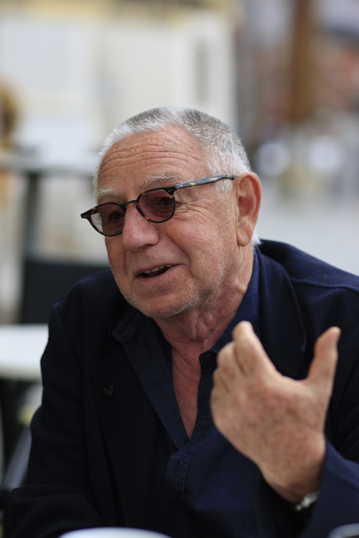 Poslovil se je dramatik in režiser Dušan Jovanović