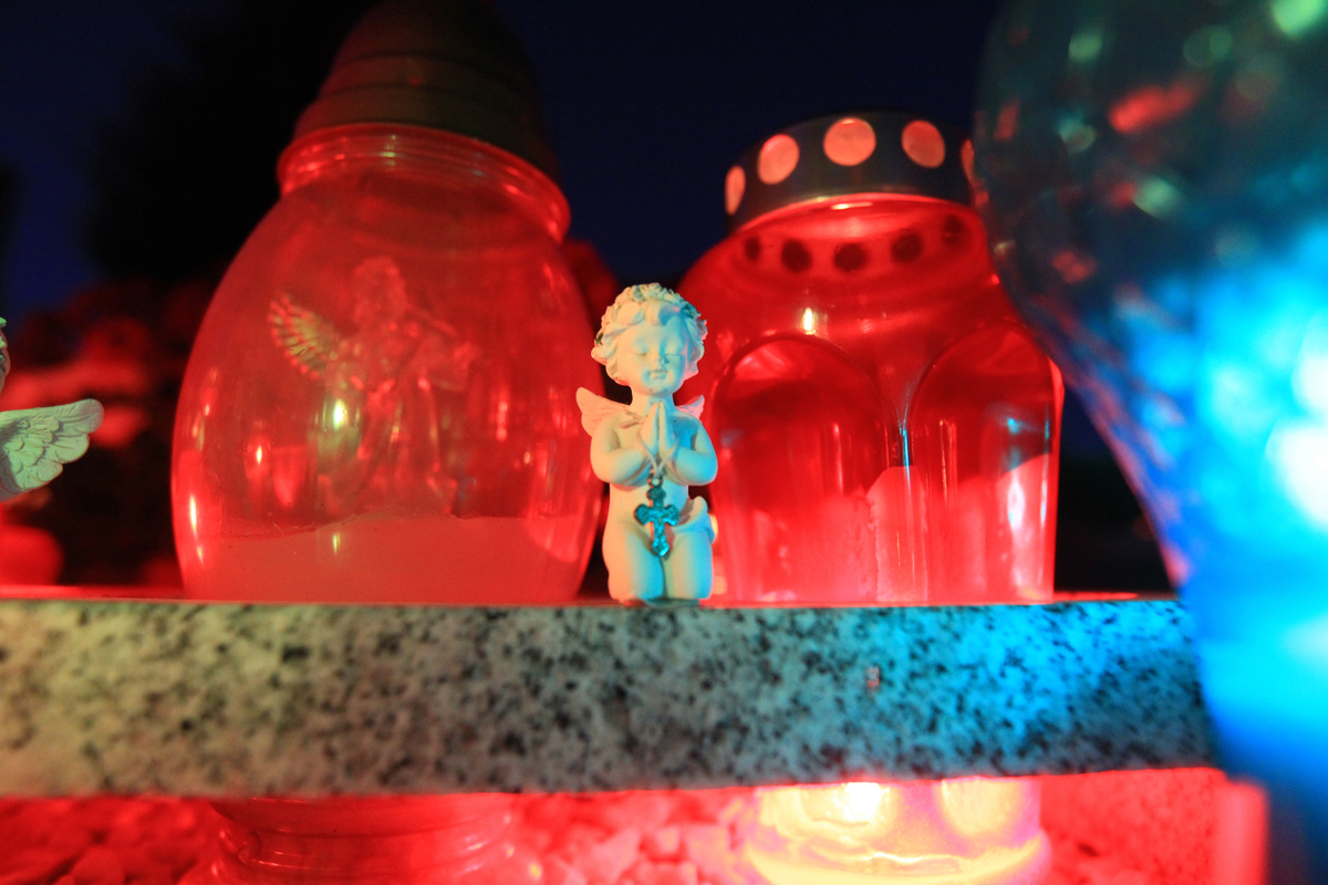 V BiH zaradi domnevne zastrupitve s plinom umrlo osem najstnikov