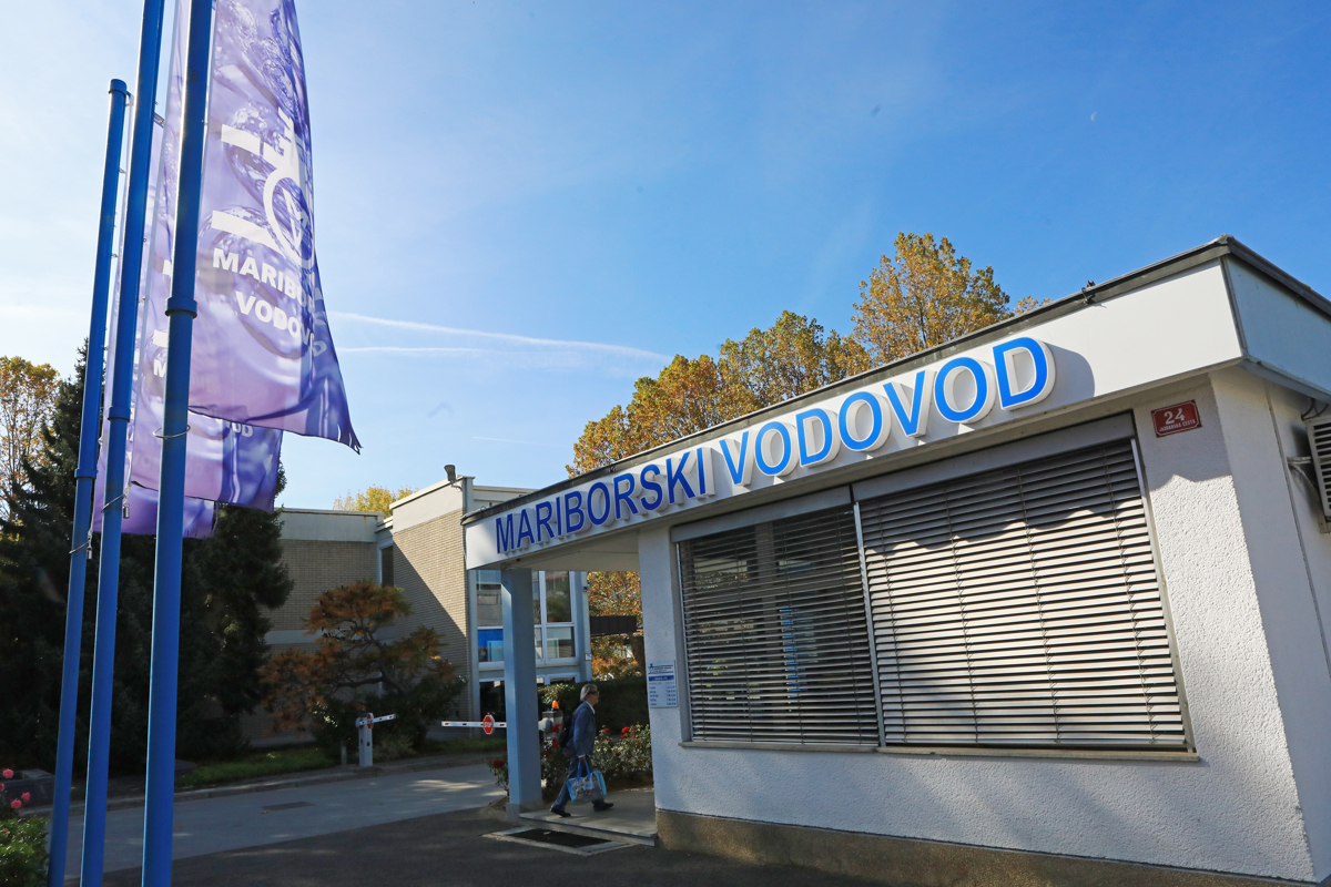 Vroča delovna mesta v Mariboru in okolici: Mariborski vodovod išče tajnico direktorja