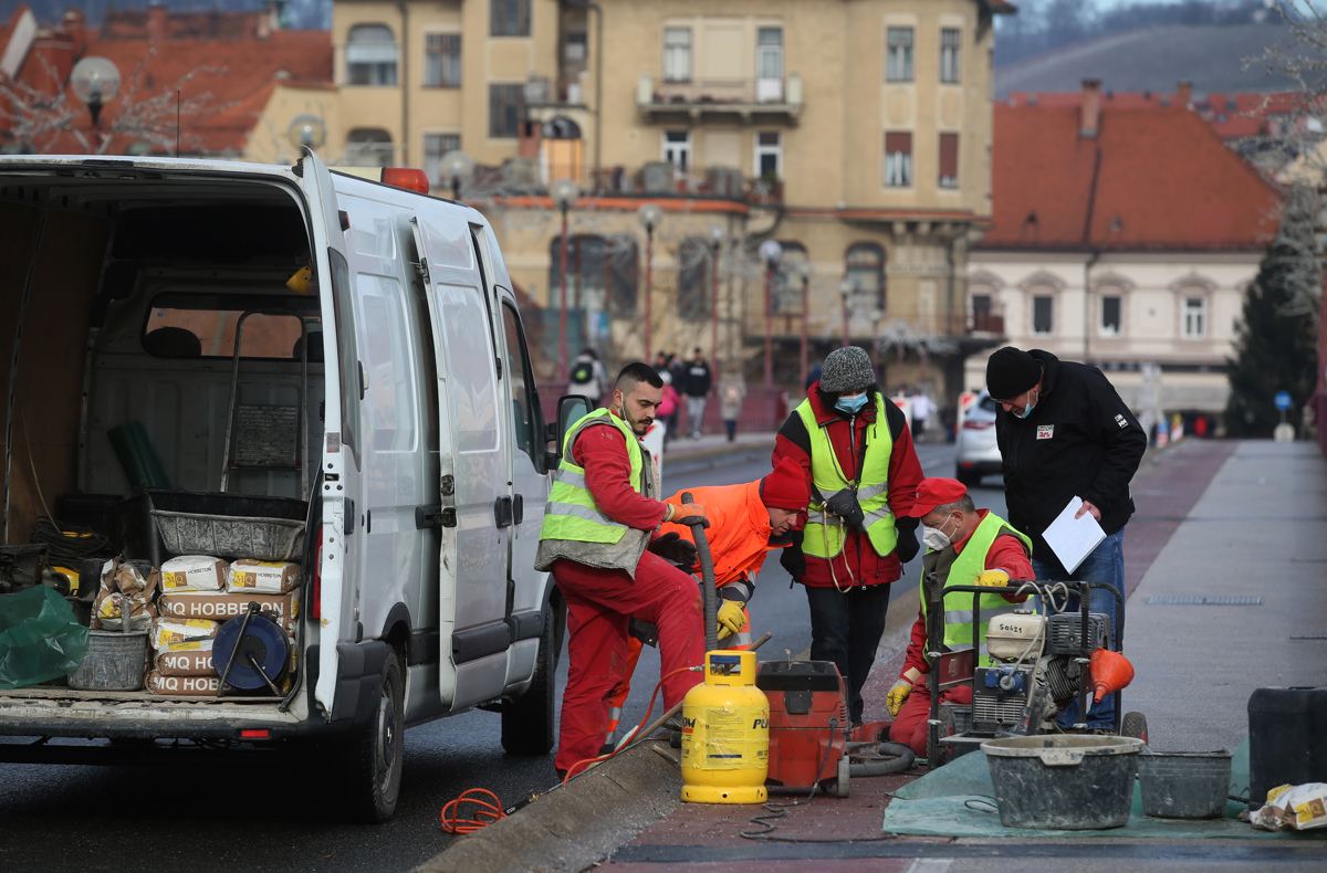 (FOTO) Kako varna sta Titov in Glavni most v Mariboru