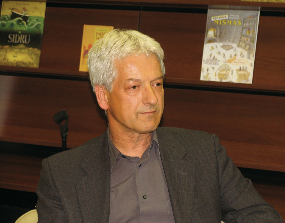 "Slovenija ima enega predsednika, dva nadškofa in enega likovnega urednika"
