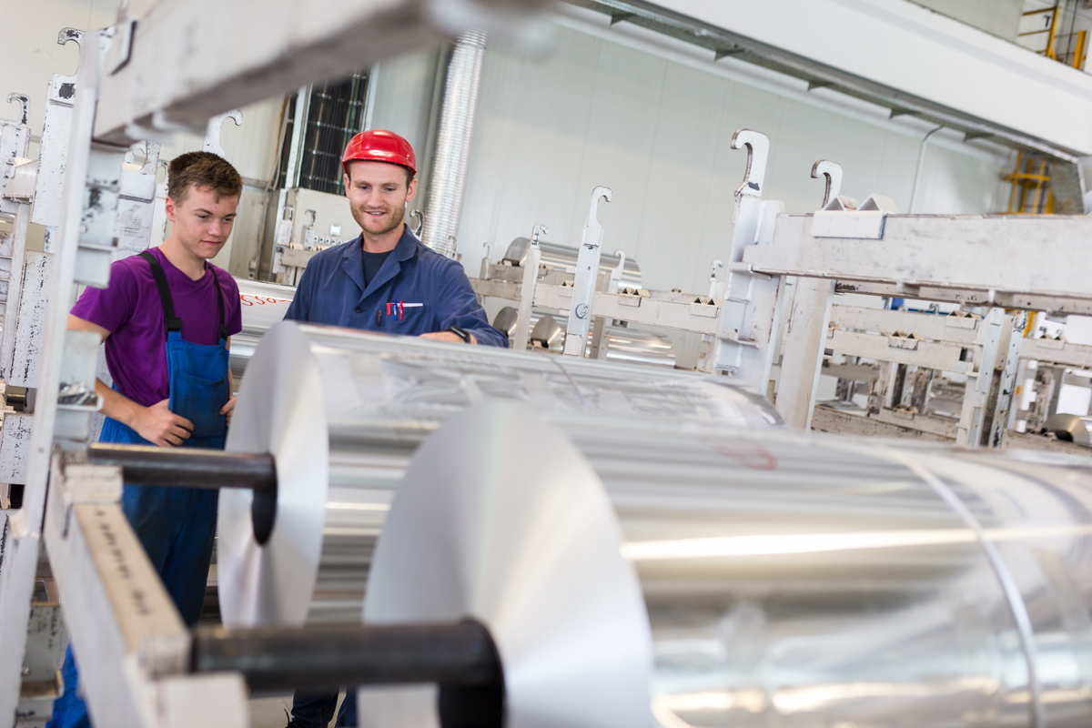 Bodoči metalurški tehniki imajo veliko možnosti za zaposlitev ali nadaljnji študij