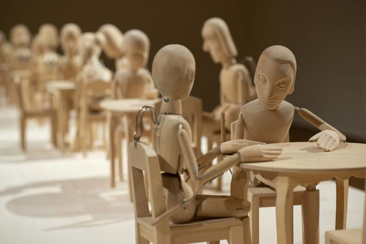 Od grimase do avtomata