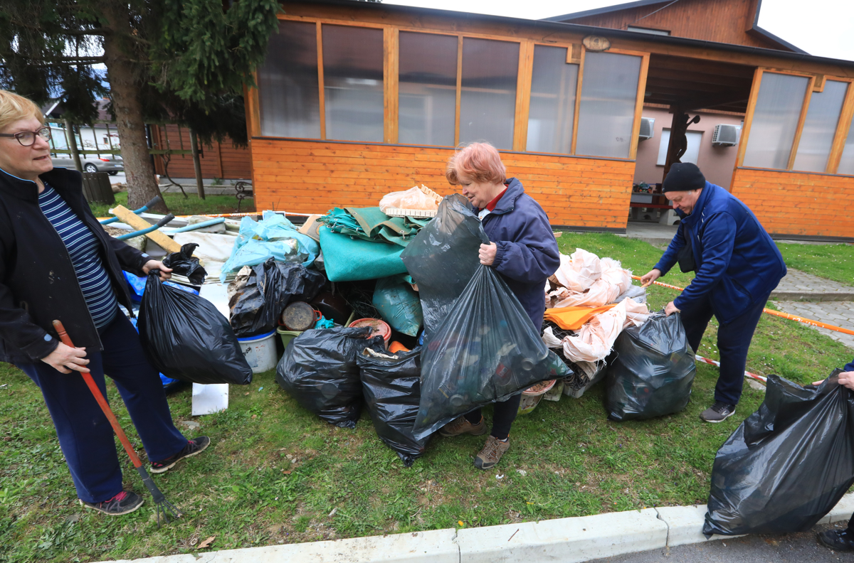 Čistilna akcija Moji odpadki, moja skrb: Kako so Mariborčani zbrali pet ton komunalnih odpadkov