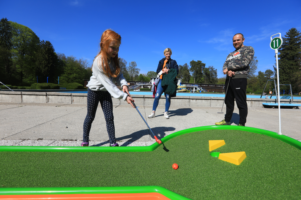 Z minigolfom oživili Mariborski otok