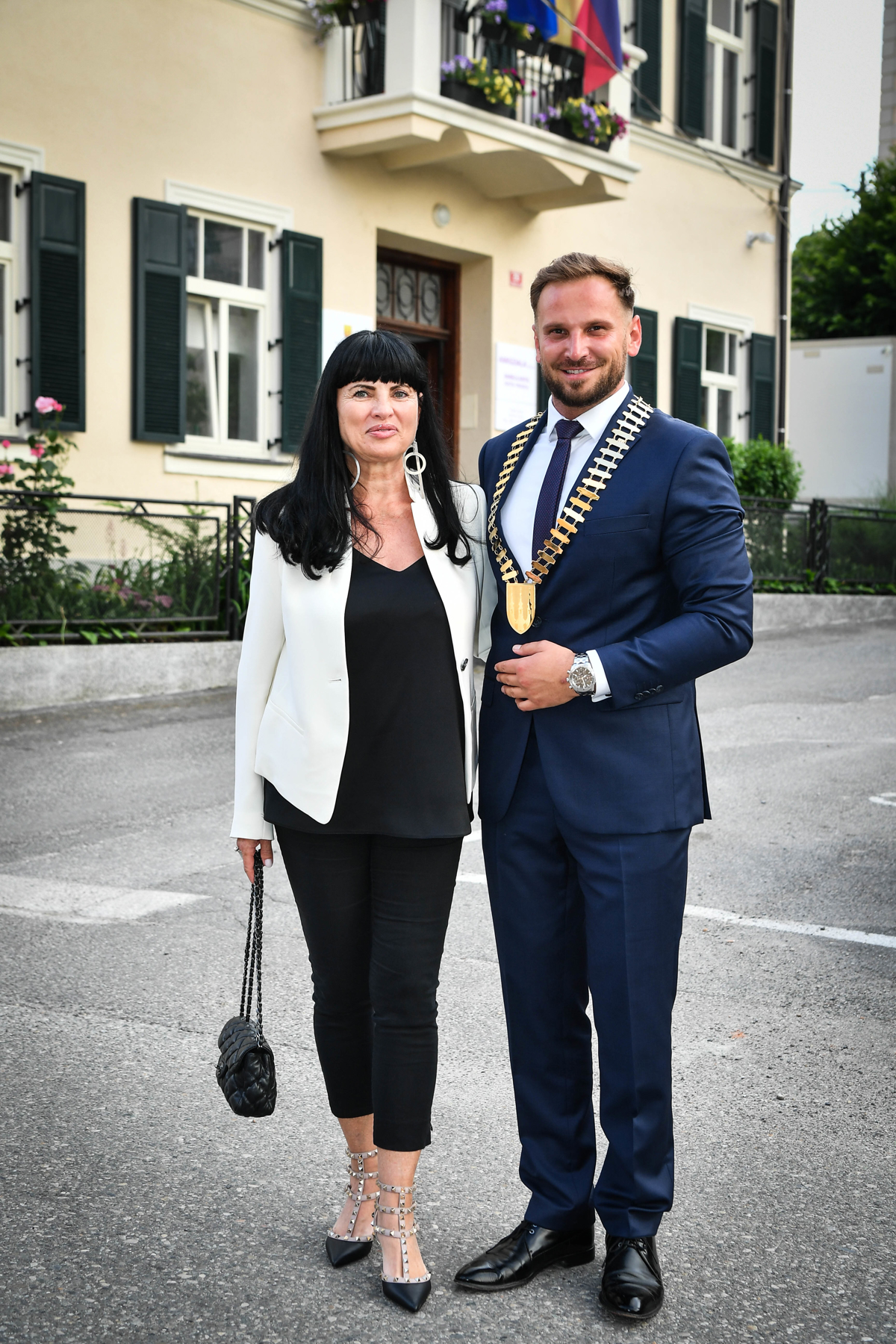 Helena Cvikl in župan Svete Trojice David Klobasa.