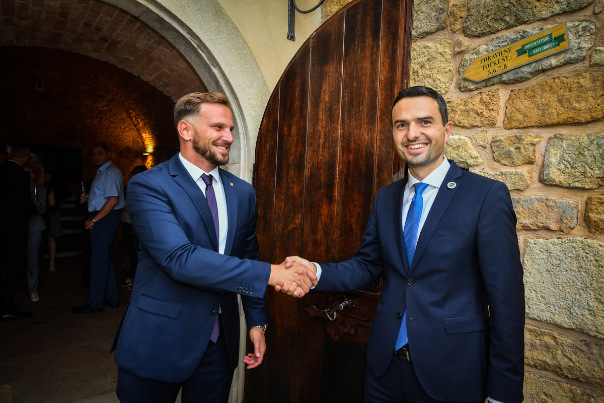 Svetotrojiški župan David Klobasa in Matej Tonin, obrambni minister in predsednik stranke NSi.