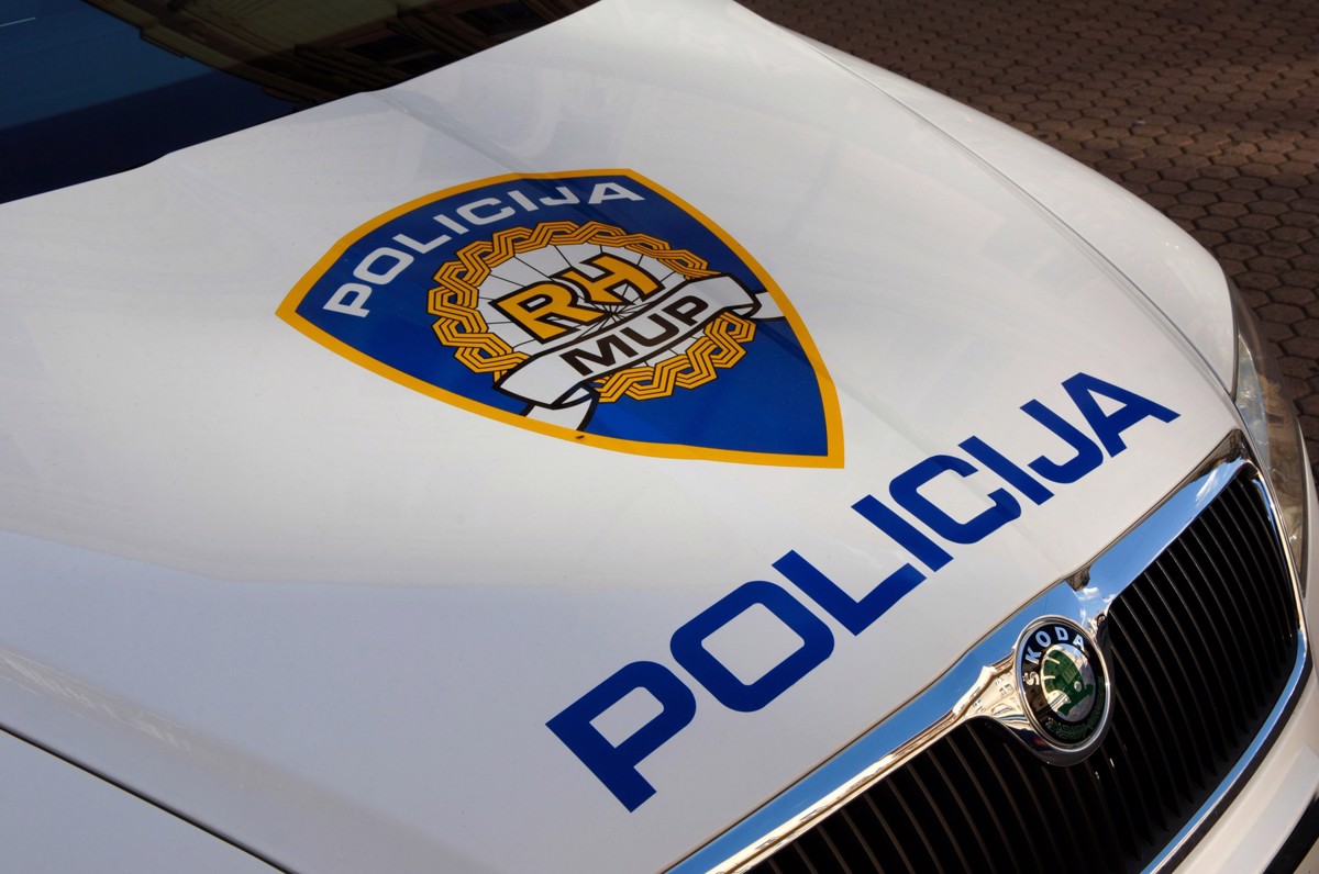 Mladi Francoz ponoči v Zagrebu z višine 15 metrov padel na ulico