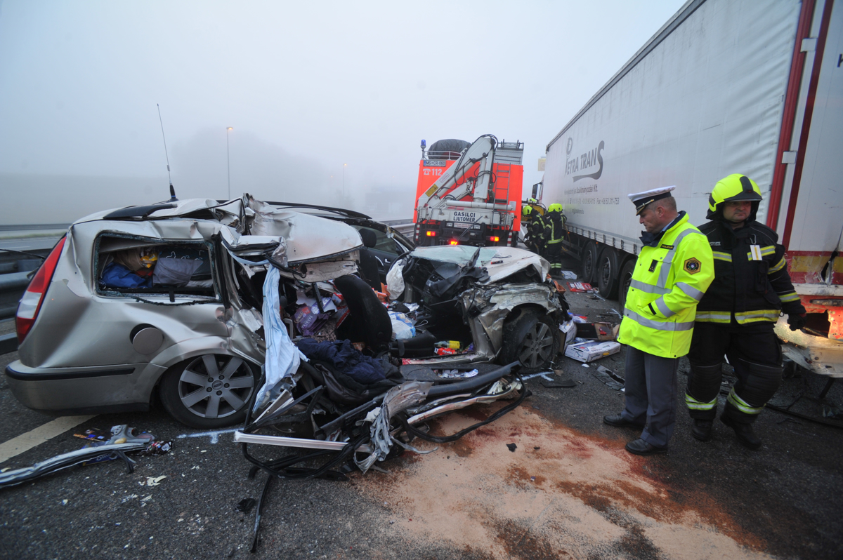 Zanikal odgovornost za dva umrla v nesreči na pomurski avtocesti