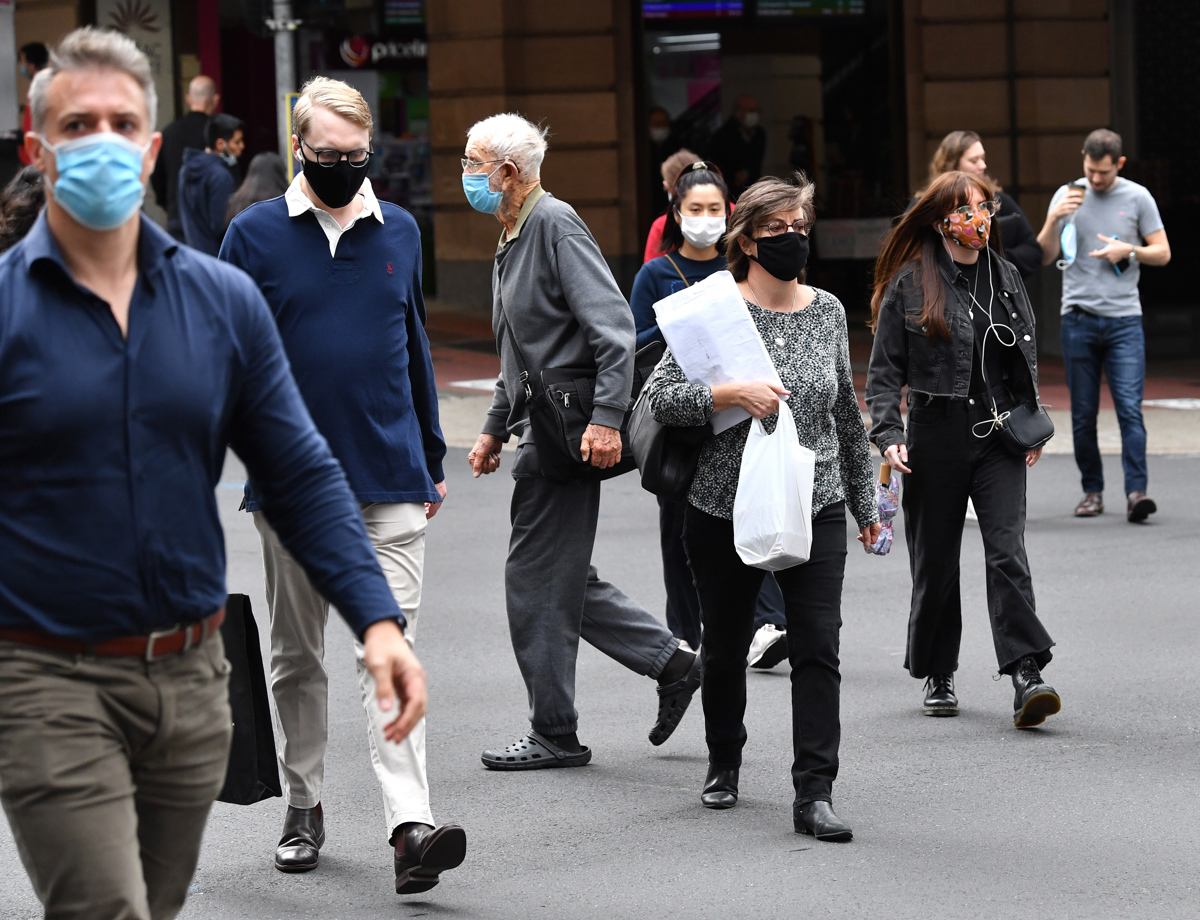 ECDC že za zelo kmalu napoveduje strmo rast okužb z novim koronavirusom